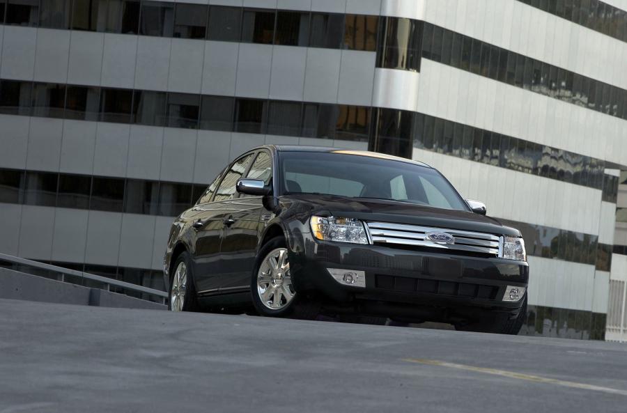  Ford Taurus 2008 года  (фото 38 из 57)
